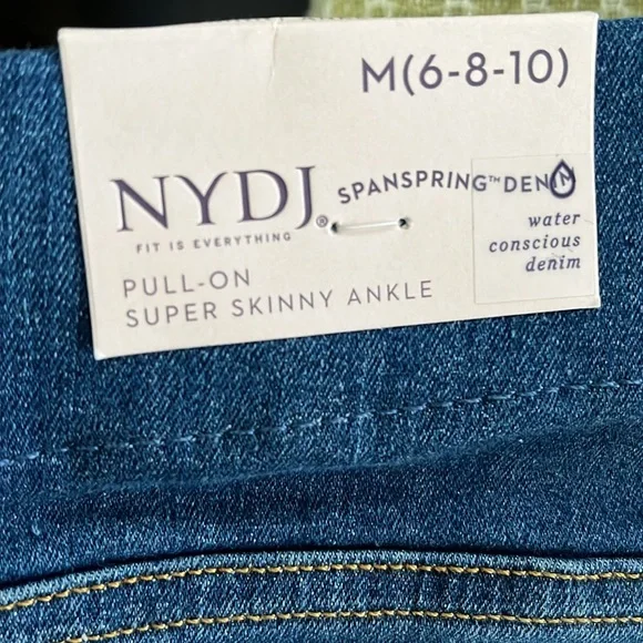 NYDJ Pull-On Super Skinny Ankle Jeans with slit - Picture 6 of 9